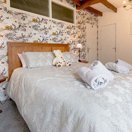 Auberge Du Noyer Londigny Εξωτερικό φωτογραφία