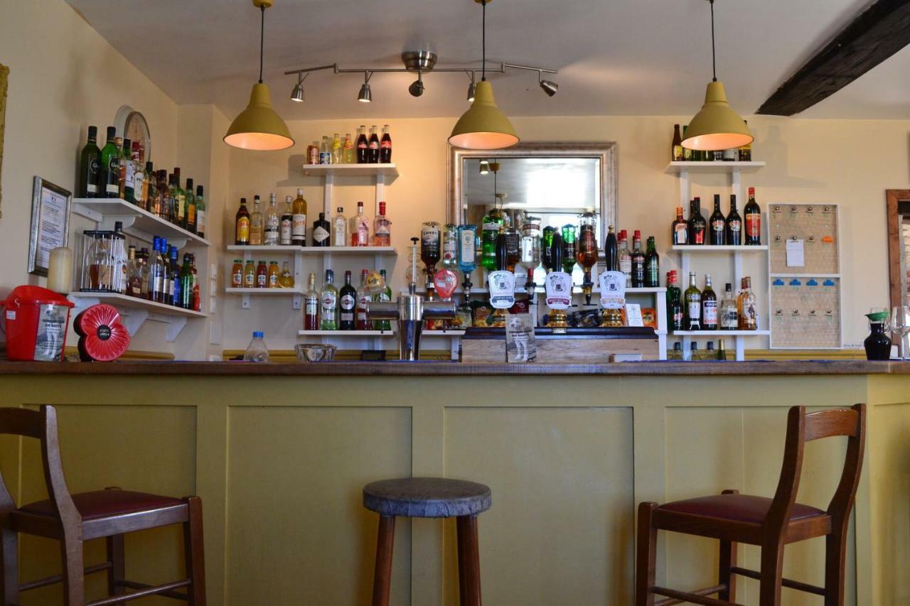 Auberge Du Noyer Londigny Εξωτερικό φωτογραφία